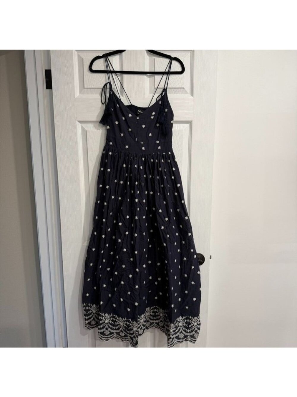 En Saison Cotton Embroidered Navy Blue Midi Dress Size Medium